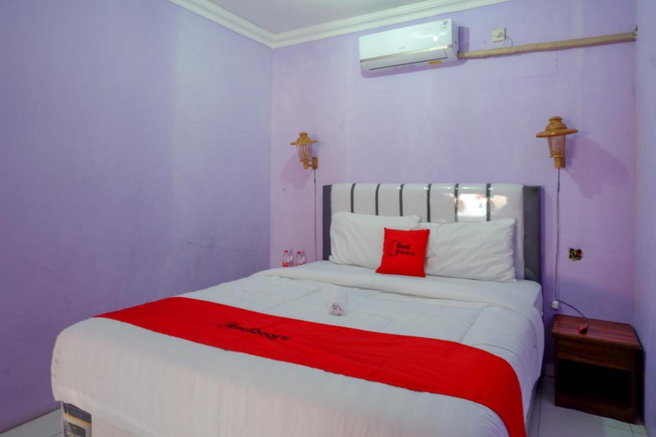 Hotel Reddoorz Near Goa Jatijajar 2 à Kebumen Extérieur photo